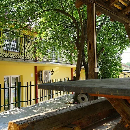 Maison d'hôtes Male Stepenice 4*